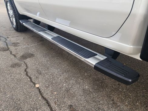 Used 2020 GMC Sierra 2500 Denali w/ Denali Ultimate Package image 9