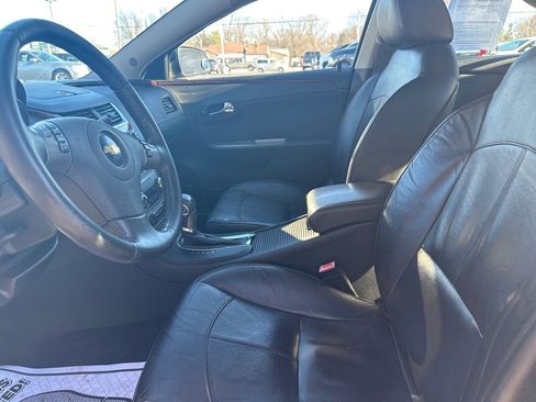 Used 2011 Chevrolet Malibu LTZ image 2