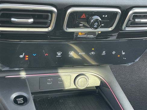 New 2026 Nissan Sentra SV w/ SV Convenience Package image 29