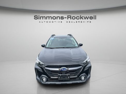 Used 2023 Subaru Outback Premium AWD/4WD image 8