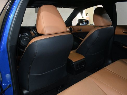 Used 2023 Lexus IS 300 w/ Premium Package RWD image 15