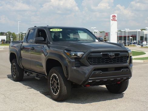 Used 2026 Toyota Tacoma TRD Off-Road w/ TRD Off Road Premium Package AWD/4WD image 2