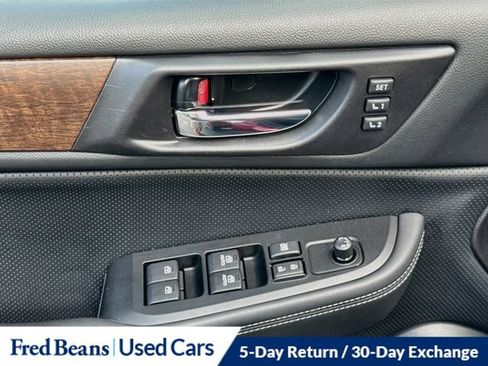 Used 2017 Subaru Outback 2.5i Limited AWD/4WD image 24