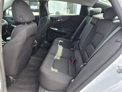 Used 2024 Chevrolet Malibu LT FWD image 18