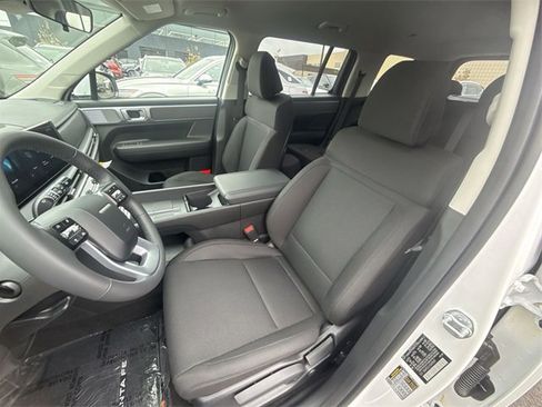 New 2025 Hyundai Santa Fe SE image 11