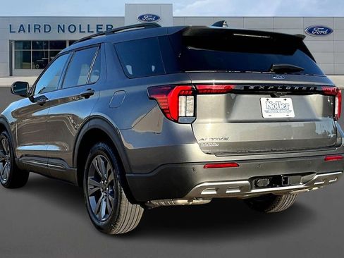 New 2026 Ford Explorer Active w/ Active Comfort Package AWD/4WD image 3