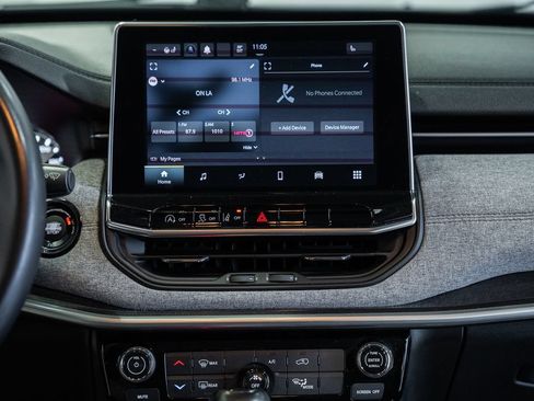 Certified 2022 Jeep Compass Latitude AWD/4WD image 17