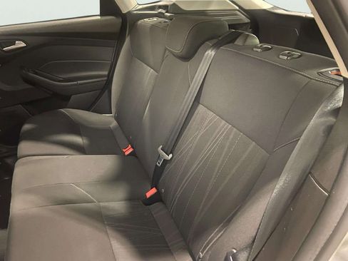 Used 2018 Ford Focus SEL image 18