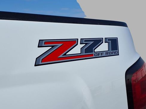 Used 2017 Chevrolet Silverado 1500 LT w/ All Star Edition image 20