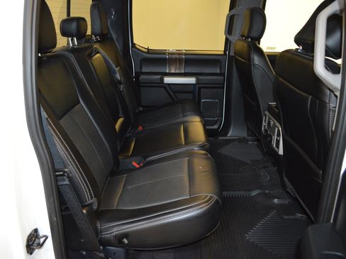 Used 2019 Ford F150 Lariat AWD/4WD image 12
