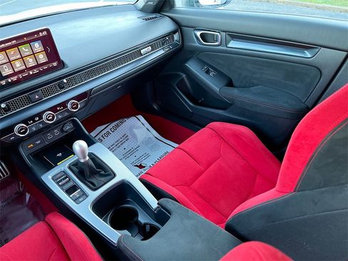 Used 2024 Honda Civic Type R image 21