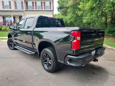 Used 2024 Chevrolet Silverado 1500 LT Trail Boss w/ LT Trail Boss Premium Package AWD/4WD image 5