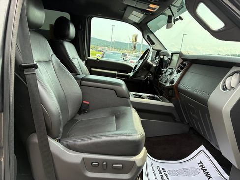 Used 2015 Ford F250 Lariat AWD/4WD image 19