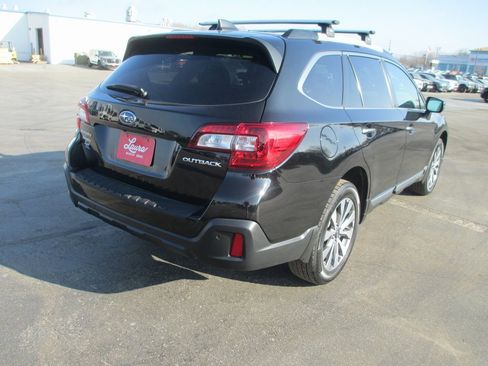 Used 2019 Subaru Outback 2.5i Touring w/ Popular Package #3A image 3