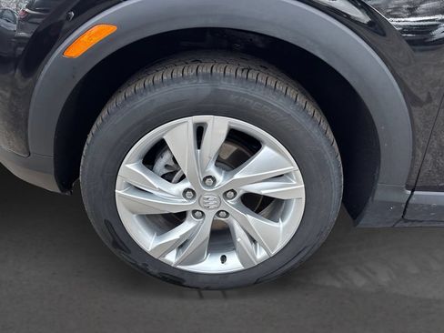 Used 2024 Buick Encore GX Preferred AWD/4WD image 12