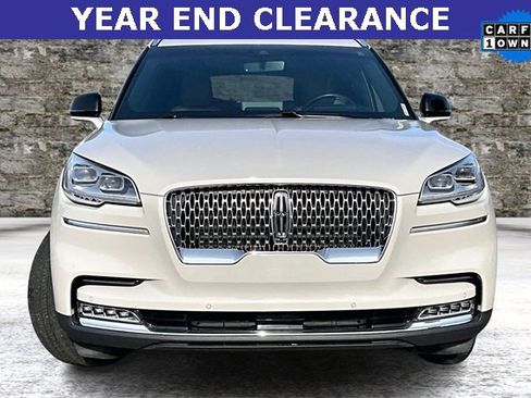 Used 2023 Lincoln Aviator Reserve w/ Equipment Group 201A image 2