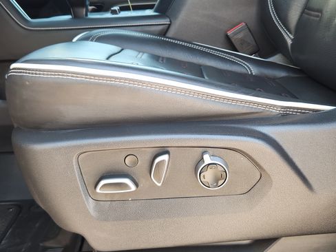 Used 2025 GMC Sierra 1500 AT4X AWD/4WD image 25