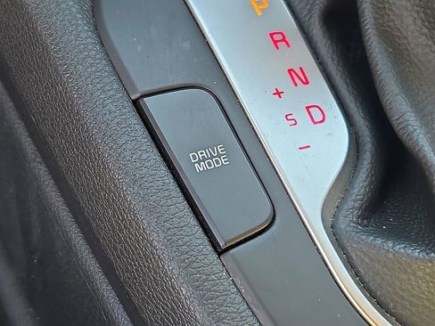 Used 2023 Kia Forte LXS image 22