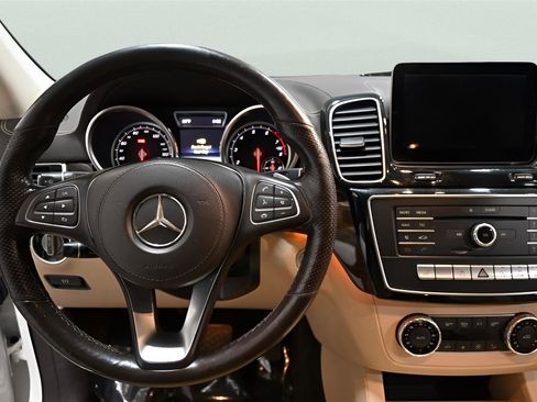 Used 2017 Mercedes-Benz GLS 450 4MATIC w/ Premium Package image 9