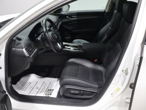 Used 2019 Honda Accord EX-L image 9