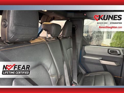 Used 2023 Ford Bronco Badlands image 42