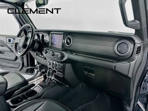 Used 2023 Jeep Wrangler Unlimited Sahara w/ Cold Weather Group image 33