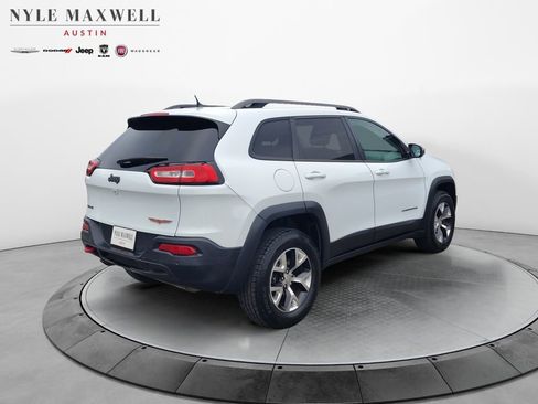 Used 2014 Jeep Cherokee Trailhawk image 15