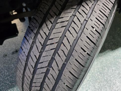 Used 2020 Jeep Wrangler Unlimited Sahara w/ Uconnect 4C Nav & Sound Group image 13