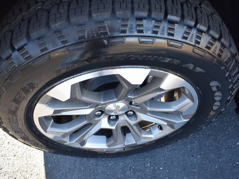 Certified 2024 Chevrolet Silverado 1500 High Country w/ Z71 Off-Road Package image 14