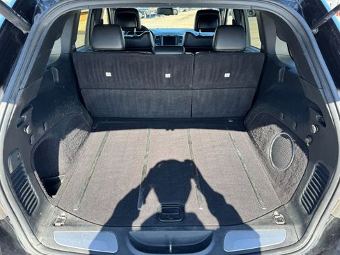 Used 2014 Jeep Grand Cherokee Limited image 17