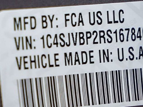 Certified 2024 Jeep Wagoneer Series II image 29