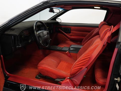 Used 1992 Chevrolet Camaro RS image 3