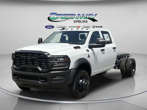 New 2026 RAM 4500 Tradesman AWD/4WD image 3