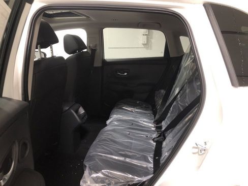 New 2026 Honda HR-V EX-L image 16