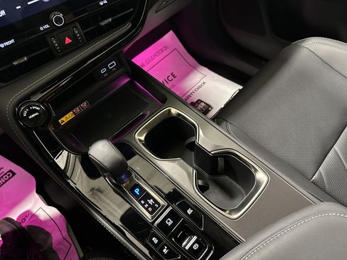 Used 2025 Lexus NX 350h AWD w/ Luxury Package image 26