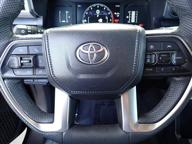 Certified 2025 Toyota Tacoma SR5 AWD/4WD image 14
