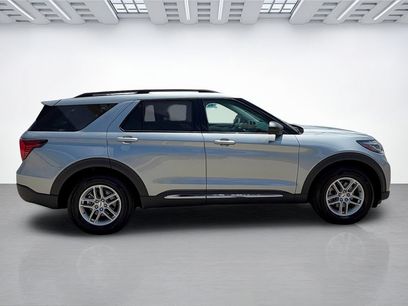 Used 2025 Ford Explorer Active w/ Active Comfort Package