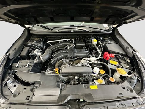 Used 2024 Subaru Crosstrek 2.0i Premium image 33