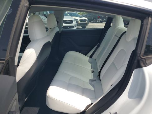 Used 2023 Tesla Model 3 Standard Range RWD image 16