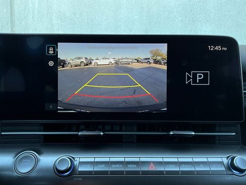 Used 2025 Hyundai Kona SEL image 32