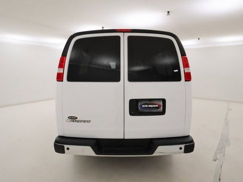 Used 2024 Chevrolet Express 3500 LT w/ LT Preferred Equipment Group image 4
