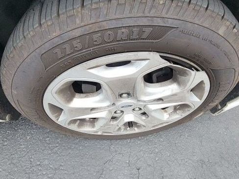 Used 2010 Ford Fusion SE FWD image 5