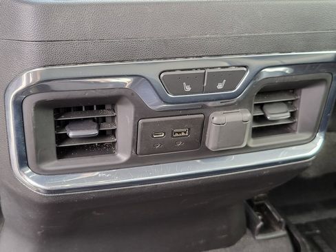 Used 2020 GMC Sierra 3500 Denali w/ Denali Ultimate Package image 40