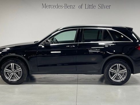 Used 2022 Mercedes-Benz GLC 300 4MATIC image 2
