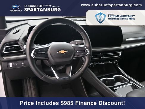 Used 2024 Chevrolet Traverse LT image 15