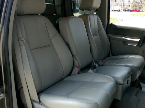 Used 2013 GMC Sierra 1500 SLE w/ Power Tech Package image 32