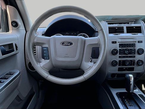 Used 2008 Ford Escape 2WD Hybrid image 5