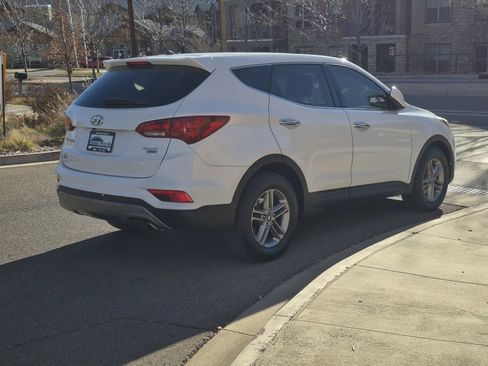 Used 2018 Hyundai Santa Fe Sport image 8
