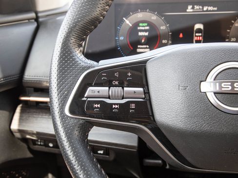 Used 2024 Nissan Ariya AWD image 26
