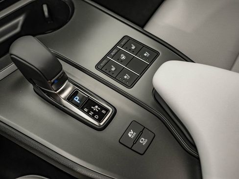 New 2026 Lexus UX 300h AWD image 37